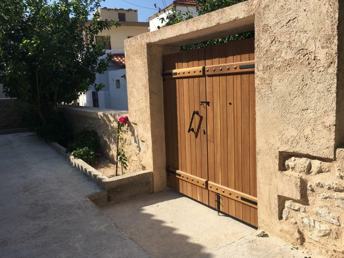 Traditional Holiday home Tilisos