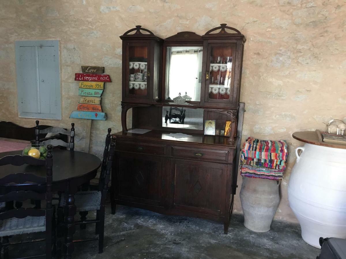 Traditional Tilisos