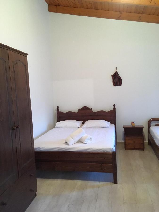 Traditional Holiday home Tilisos
