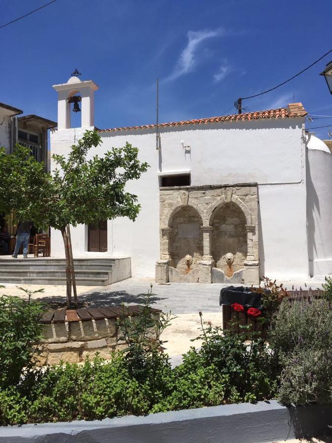 Traditional Tilisos